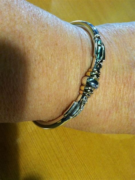 I own a Phil Riley Bracelet! .